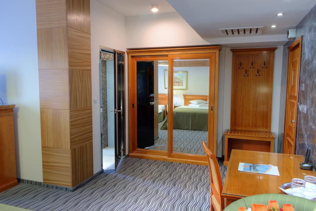 Hotel Oltenia Craiova Eksteriør bilde